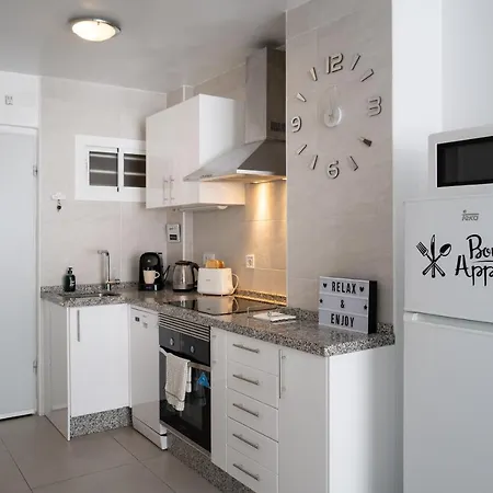 Sunny Days Apartment